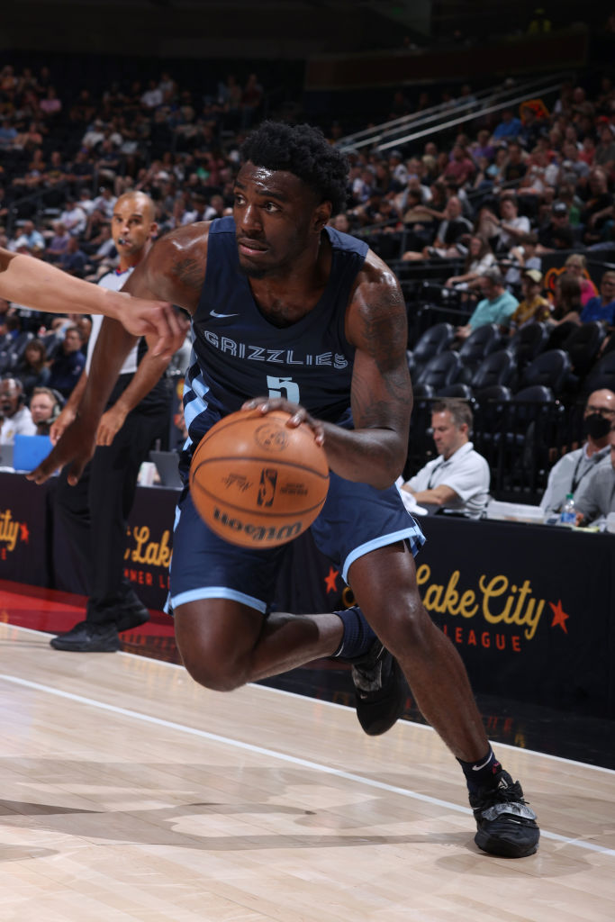 不仅能帮助 不仅能帮助